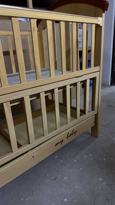 Детская кровать в хорошем состоянии