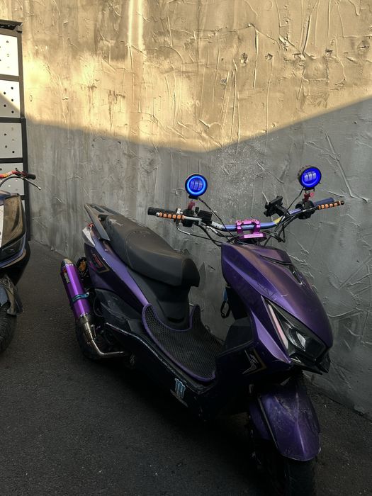 продам мопед м8 про