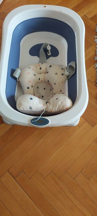 Vând cadiță bebe