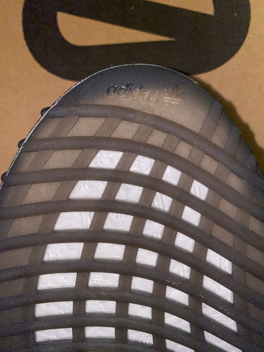 Yeezy 350 - Black Reflective, marimea 44, noi in cutie