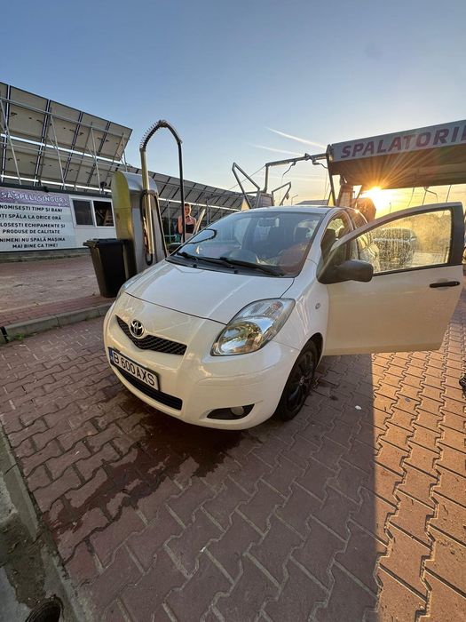 Vind toyota yaris