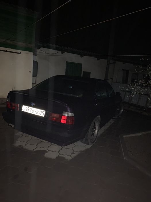 Передний бампер пороги тюнинг BMW E34 M technic