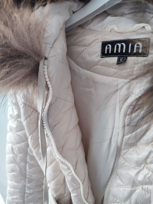 Дамско яке AMIA с естествен пух