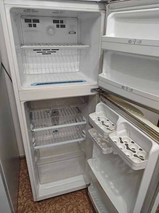 Холодильник б/у LG