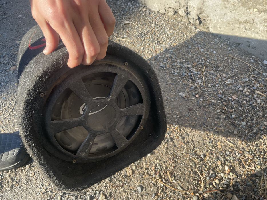 Продам буфер и еще запчасти на бмв е34