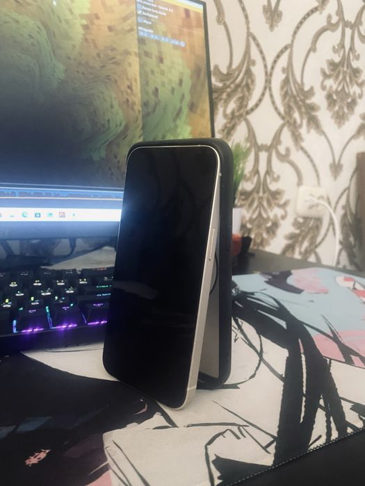 iPhone 13 Белый 98901