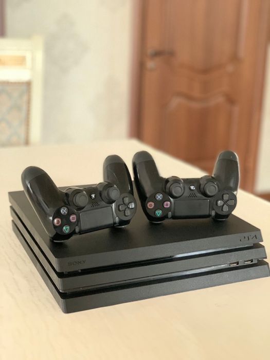 Sony Play Station PRO 1 TB