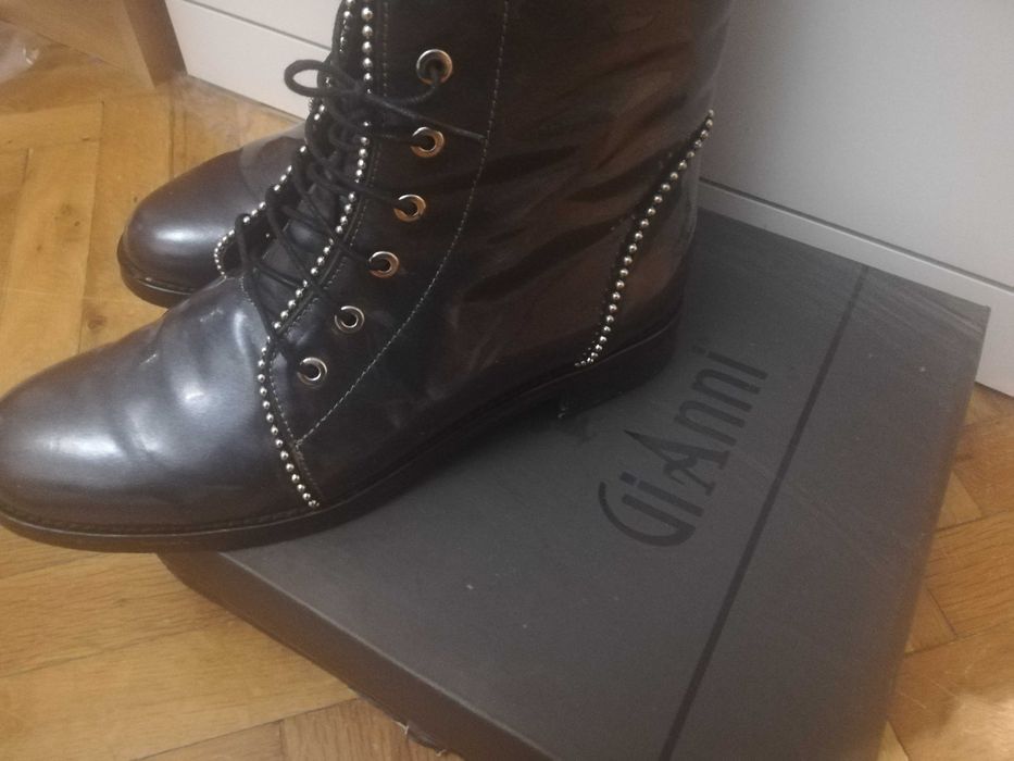 Боти Gianni  естествена кожа!