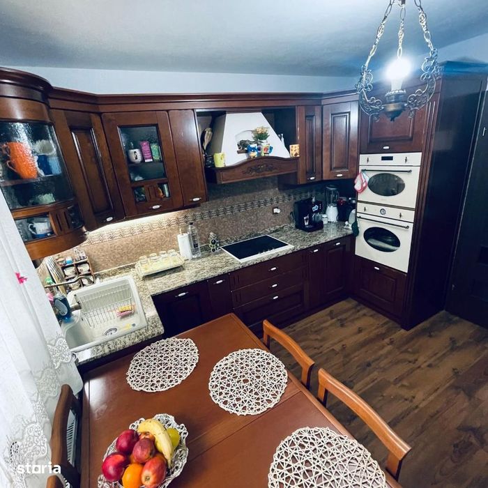 De vanzare Casa individuala cu piscina, situata in zona Cetate Lidl.