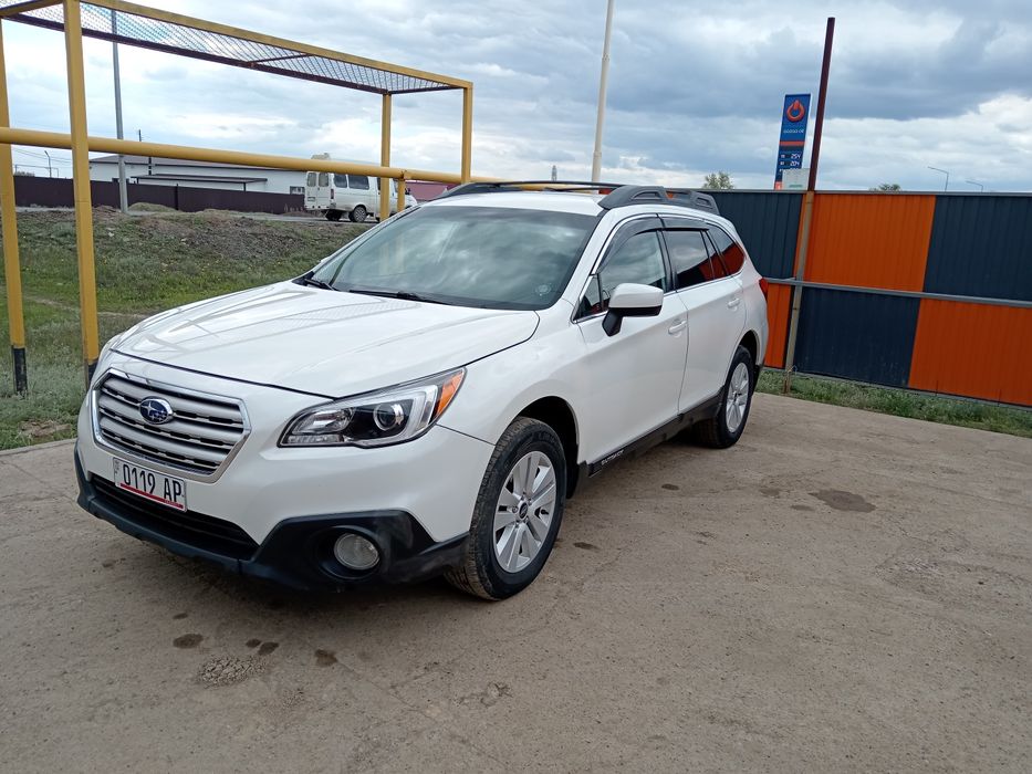 Субару аутбек универсал