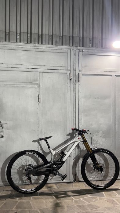 YT TUES pro race 2022