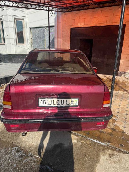 Daewoo Racer sotiladi.