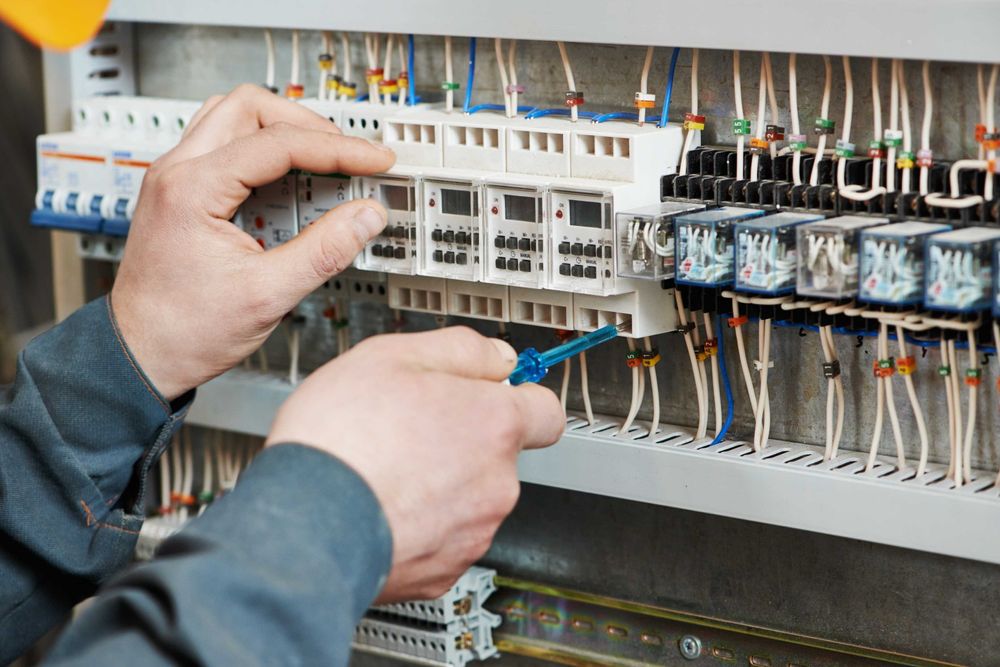 Elektrik montajnik