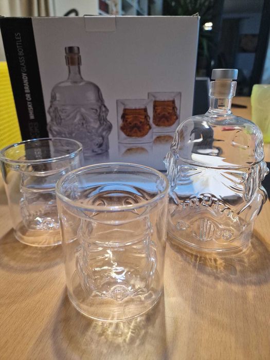 Set Decantor whisky Star Wars cadou inedit