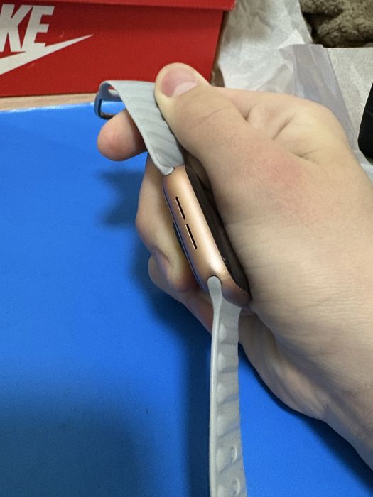 Apple watch се 1 32гб 81% 40мм