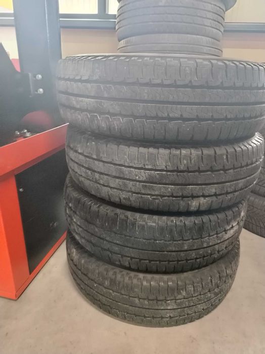 4бр.летни гуми 225/75/16C Michelin