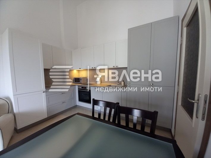 Дава се под наем Тристаен апартамент в с. Лозенец, Област Бургас - 111 кв.м за 3000 € - Снимка #6