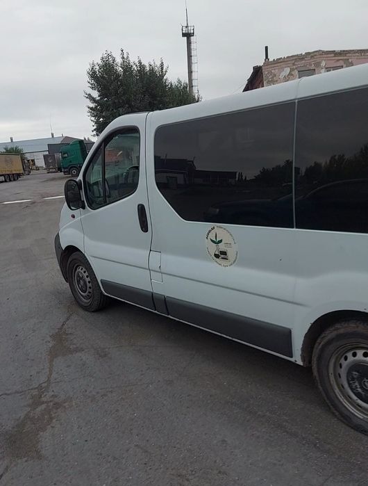 Продам грузовой бус срочно!