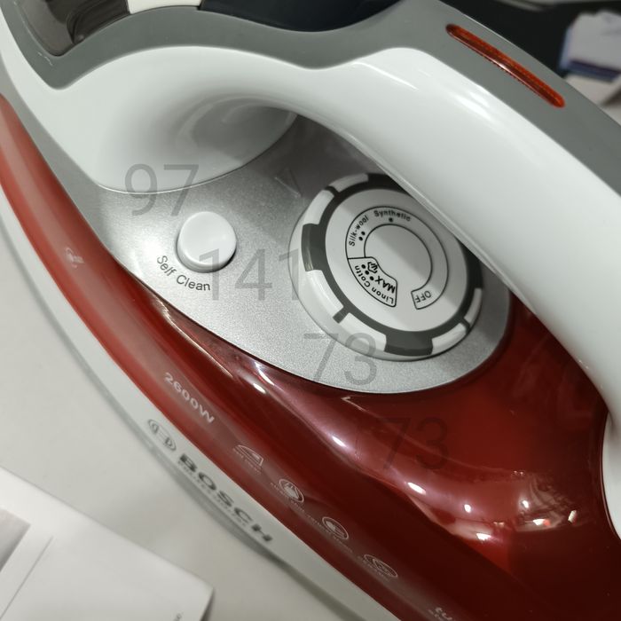 Утюг паровой BOSCН 2600w дазмол