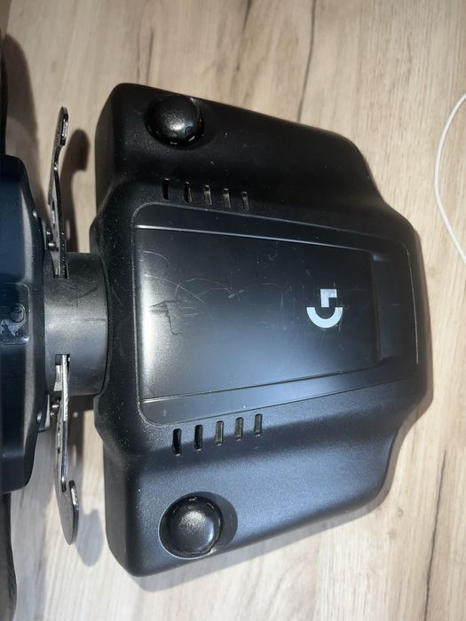 volan de gaming logitech g923 cu pedale