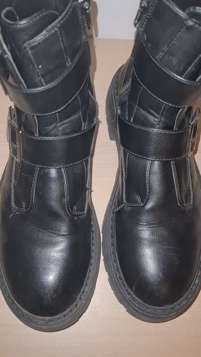 Ghete de piele ecologica cu barete si catarame, Negru, 40 EU