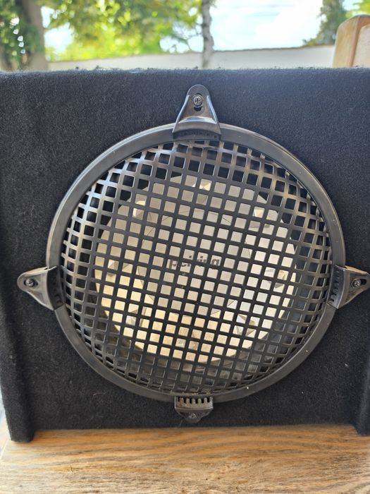 Бас каса Peiying 100w