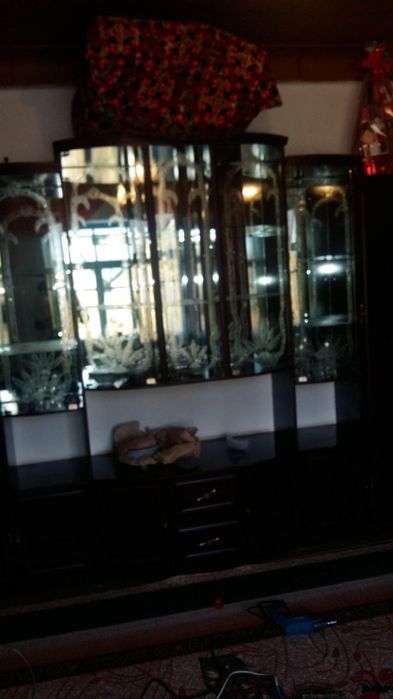 Большой стенка для гостиной