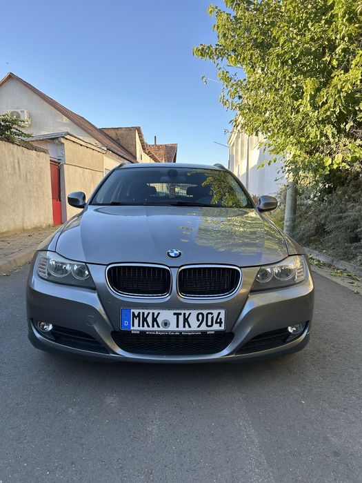 BMW 3 Series 2010