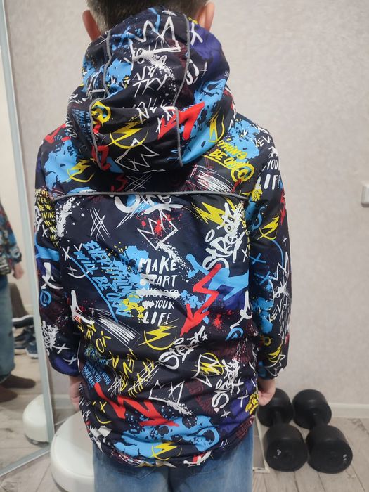 Куртка весна 122 на мальчика