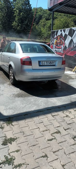 Vand masina audi a4