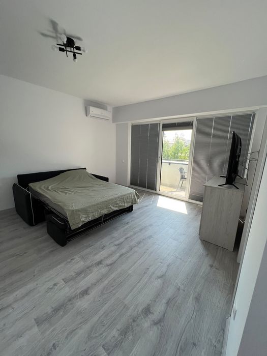 Studio de inchiriat , bloc nou