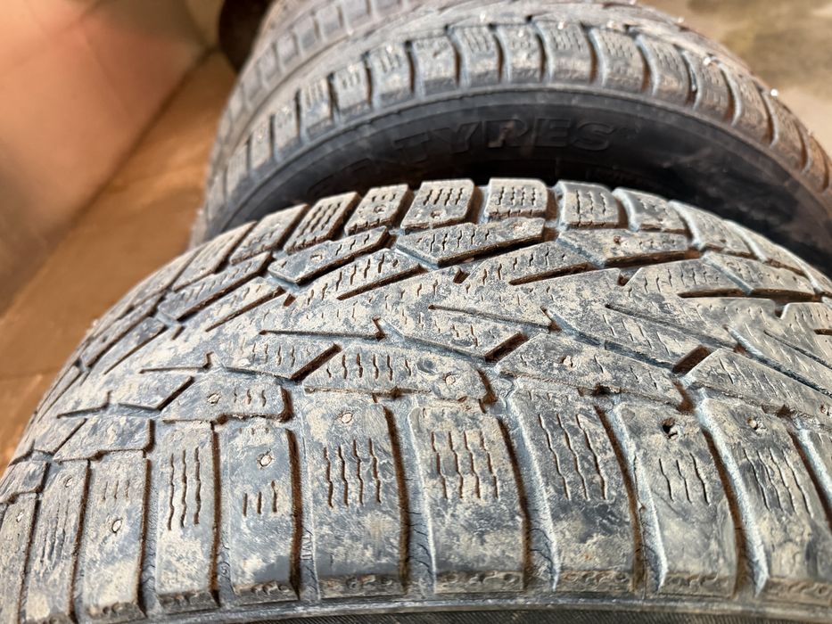 Продам резину 205/55/16