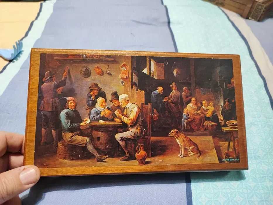 Lot vintage de 8 cutii diferite de colectie