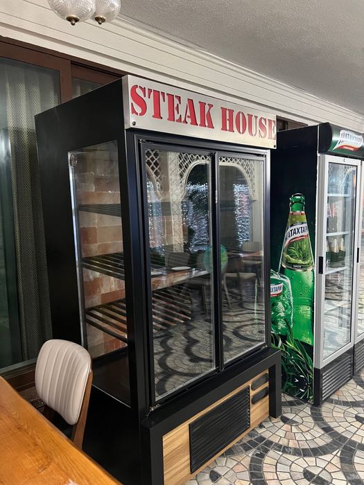 Холодильник стиек хаус срочно сотилади