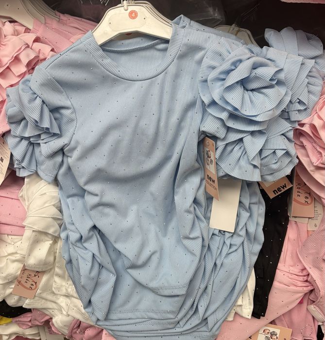 Vand set fetite body cu blugi si curea