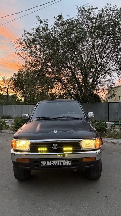Toyota Hilux Surf
