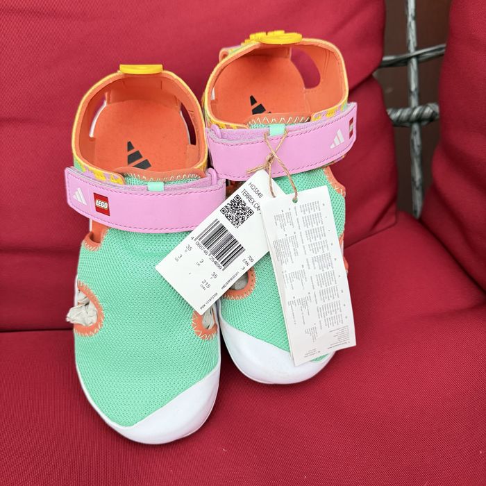 Sandale Adidas x LEGO Terrex Captain Toey – NOI, Mărimea 35