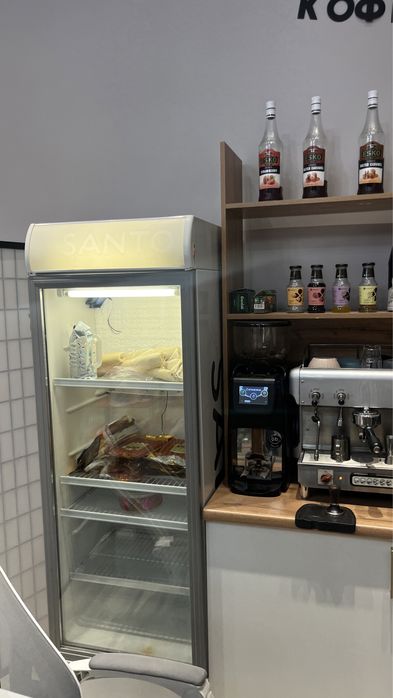 Продаю оборудование для кофейни