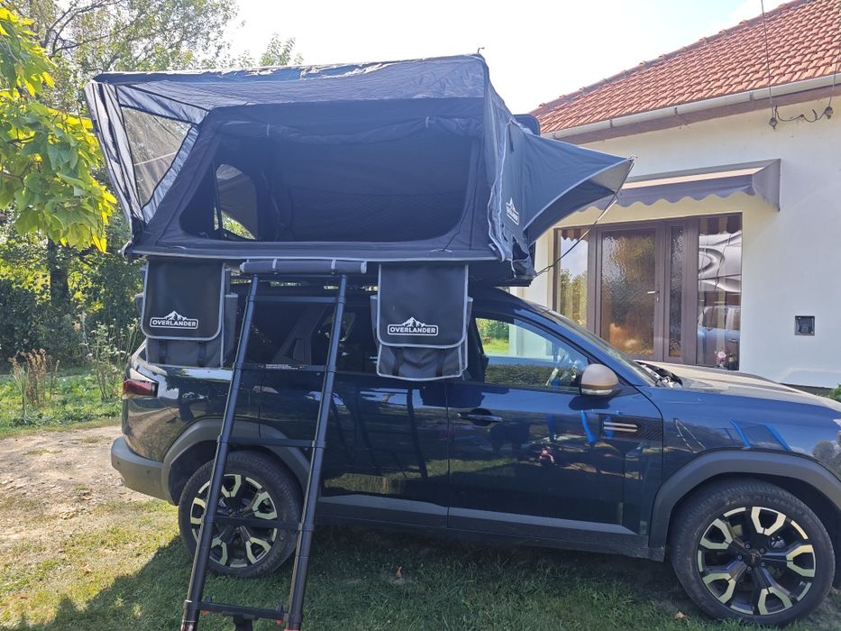 Cort auto Overlander Discover Max 2.1x2.1m cu sky roof
