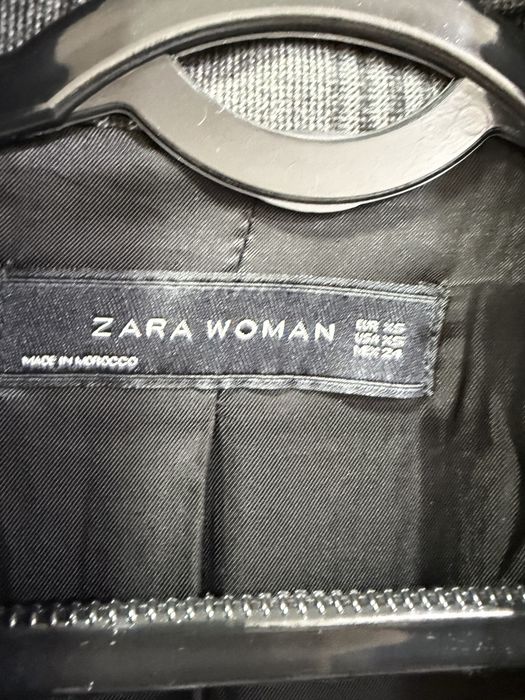 Пиджак Zara в клетку XS