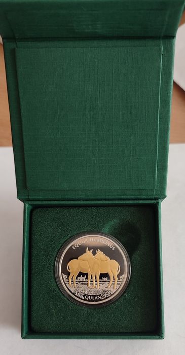 продам монету Казахстана