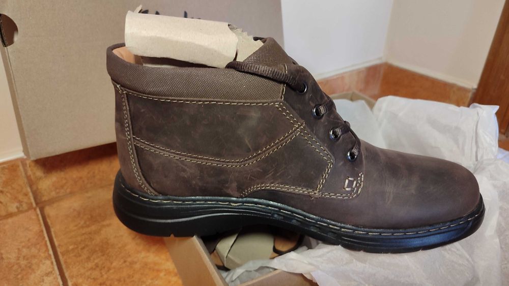 Clarks нови мъжки боти/ботуши №42