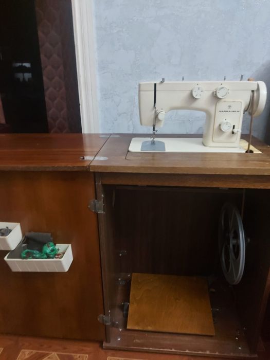 Швейная Машинка Чайка 142М