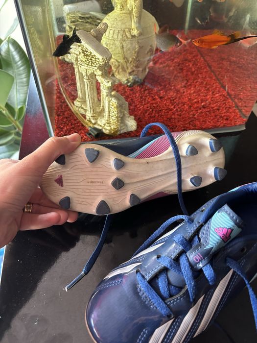 Ghete fotbal originale Adidas 30,5