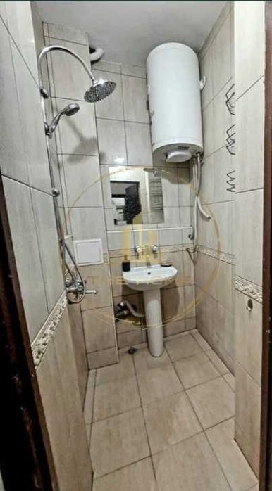 Дава се под наем Тристаен апартамент в Варна, Младост 1 - 68 кв.м за 350 € - Снимка #7
