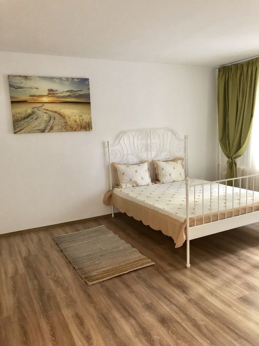 Vand garsoniera VITAN MALL 42mp confort I