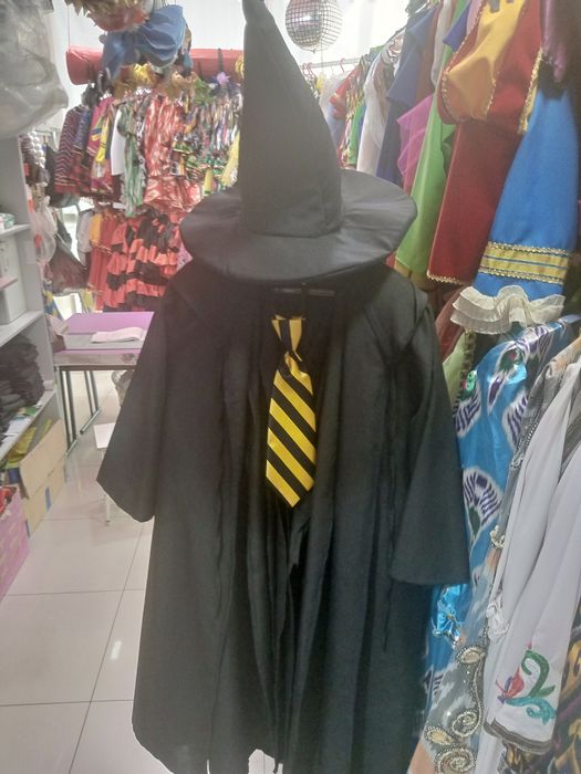 Прокат карнавалных  костюм