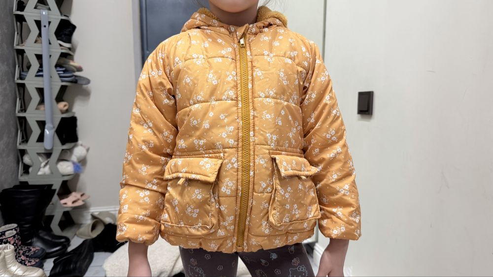 Продам весенние куртки по 2000 тг