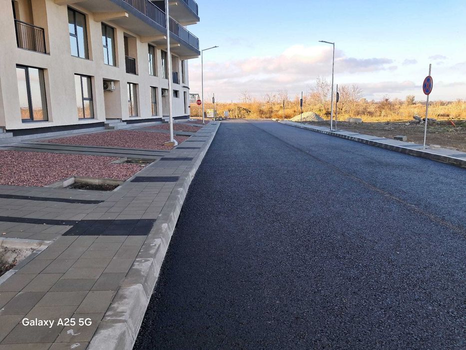 Închirieri utilaje construcții,demolări,drumuri