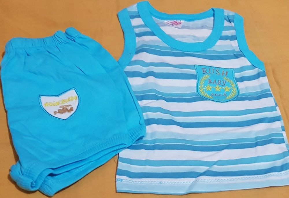 Вещички по возрасту,на мальчика. Есть и новые и б/у